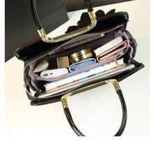 Load image into Gallery viewer, Fairy Temperament Everything Flowers Hand Crossbody Bag - WAlMYe #