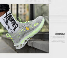 Load image into Gallery viewer, Flying Woven Mesh Breathable Blade Mens Casual Running Shoes - WAlMYe #