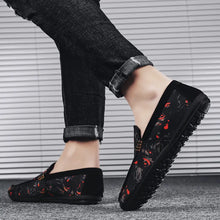 Load image into Gallery viewer, Korean version of the guy's casual shoes - WAlMYe #