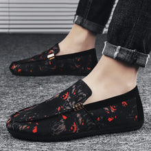 Load image into Gallery viewer, Korean version of the guy's casual shoes - WAlMYe #