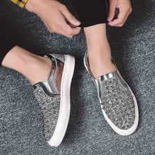 Load image into Gallery viewer, Set Of Feet Lazy Personality Men's Casual Shoes - WAlMYe #