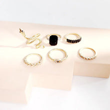 Load image into Gallery viewer, Vintage Diamond Emerald Serpentine 6-Piece Ring - WAlMYe #