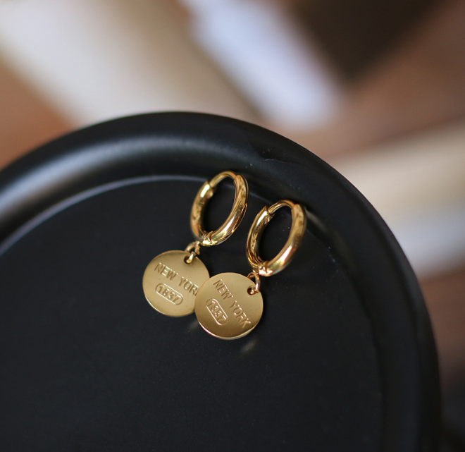 Women's metal disc earrings - WAlMYe #