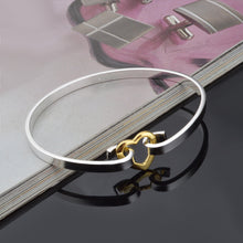 Load image into Gallery viewer, Fashion heart shaped bracelet
