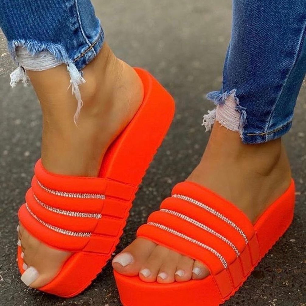 New European And American Fashion Rhinestone Sponge Cake Platform Sandals - WAlMYe #
