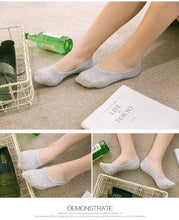 Load image into Gallery viewer, Women&#39;s Solid Color Socks Low Cut Shallow Mouth Leisure Boat Socks
