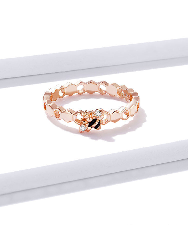 Bee Homing Ring With Rose Gold Plaid - WAlMYe #