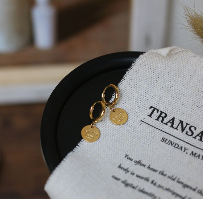 Women's metal disc earrings - WAlMYe #