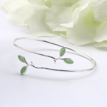 Load image into Gallery viewer, Simple And Handmade Tree Leaf Green Opal Bracelet
