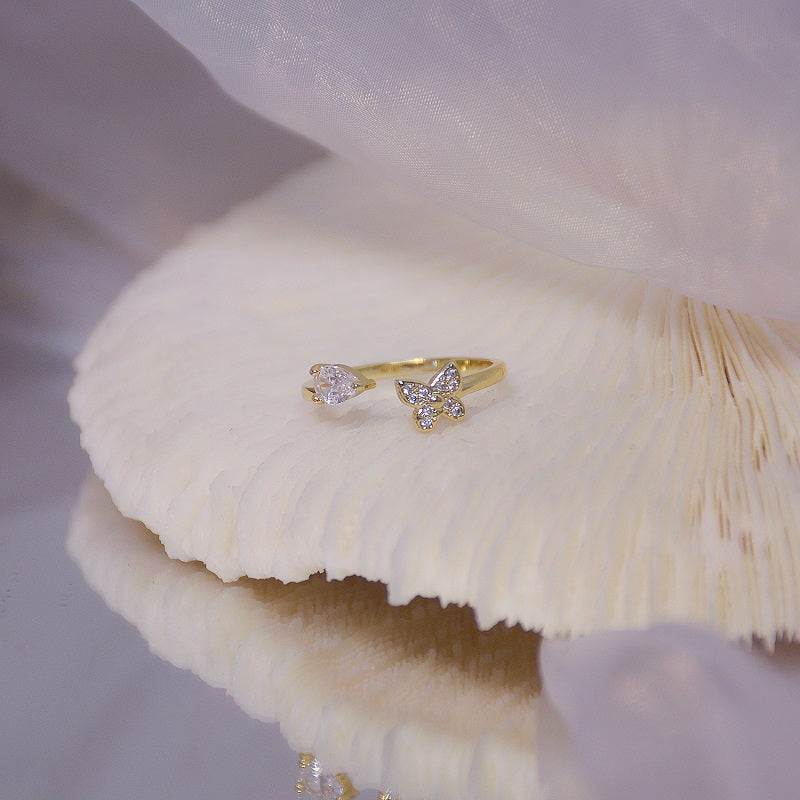 Small Design With Diamond Fashion Trend Personality Butterfly Follow-shaped Ring - WAlMYe #