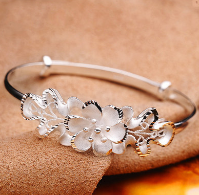 Sweet Bauhinia Adjustable Bracelet Woman Flower Vera Bracelet - WAlMYe #