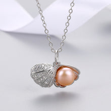 Load image into Gallery viewer, Shell Freshwater Pearl Necklace Female Trend
