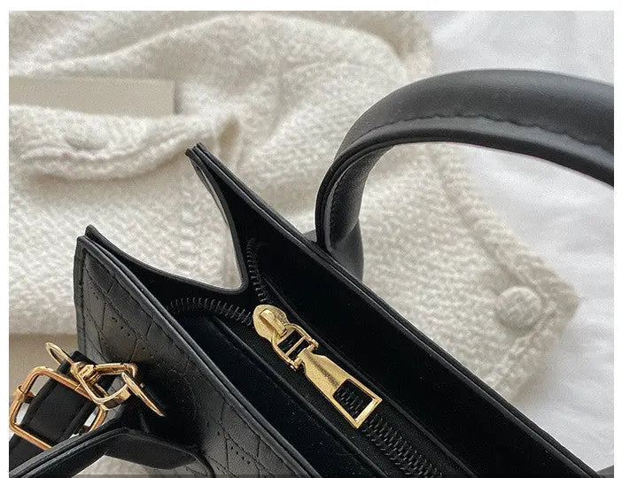 One Shoulder Cross Body Solid Small Square Bag - WAlMYe #