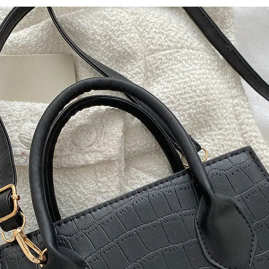 One Shoulder Cross Body Solid Small Square Bag - WAlMYe #