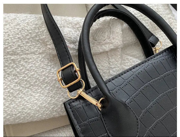 One Shoulder Cross Body Solid Small Square Bag - WAlMYe #