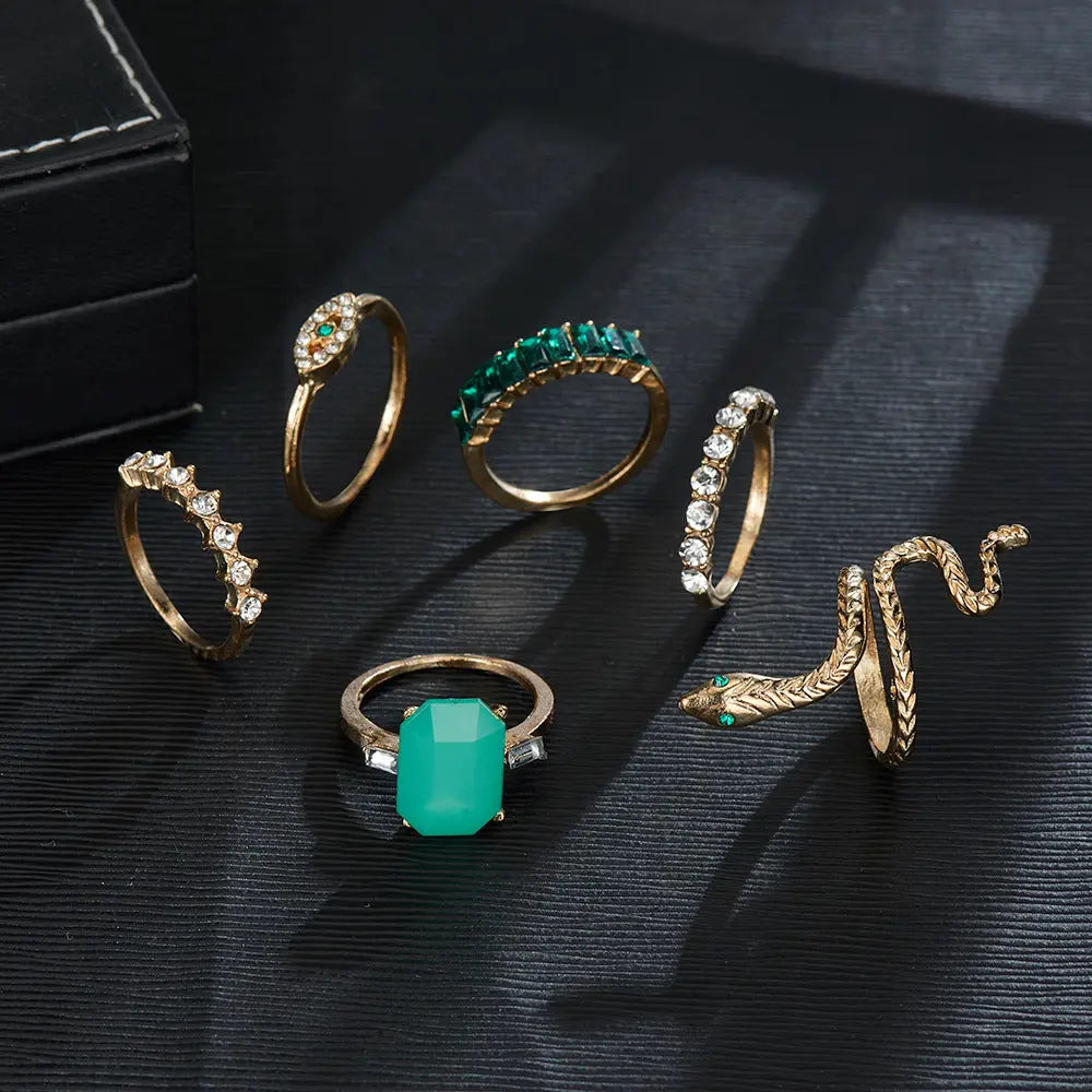 Vintage Diamond Emerald Serpentine 6-Piece Ring - WAlMYe #