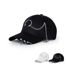 Load image into Gallery viewer, Wide-brimmed Baseball Hat With Chain Hoop - WAlMYe #
