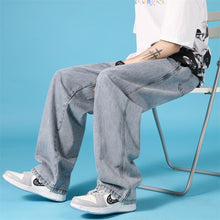 Load image into Gallery viewer, Straight Loose Jeans Men Casual Trousers Hip Hop Cargo Denim Pants With Zipper
