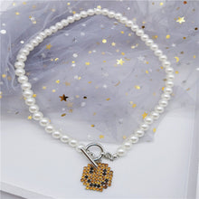 Load image into Gallery viewer, Women&#39;s Short Necklace Korean Simple Temperament Collarbone Chain
