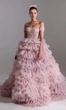 Load image into Gallery viewer, One-line Shoulder Wipe Chest Princess Studded Beaded Cake Skirt Pink Wedding Dress
