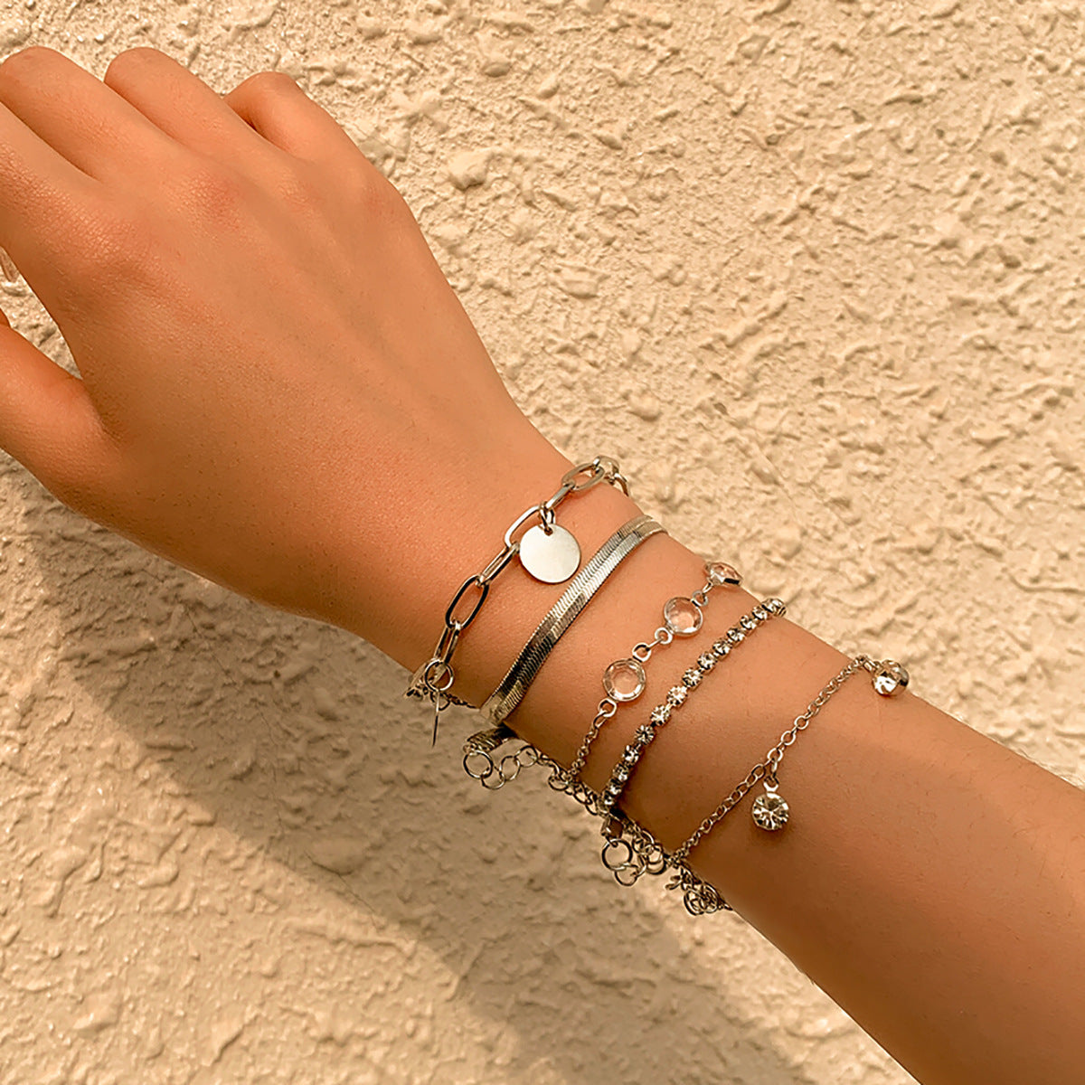 Creative Snake Bone Chain Rhinestone Tassel Bracelet Simple Sequin Claw Chain Set Bracelet - WAlMYe #