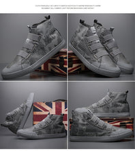 Load image into Gallery viewer, Men&#39;s High-top Camouflage Canvas Shoes Youth Fashion Casual Shoes
