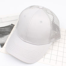 Load image into Gallery viewer, Casual baseball cap with mesh embroidered logo
