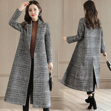 Load image into Gallery viewer, Women&#39;s Fashion Casual Tweed Suit Collar Black And White Plaid Jacket

